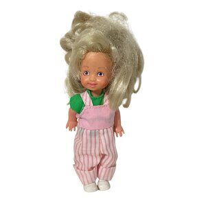 Gardening Fun Barbies Sister Kelly Doll 1996